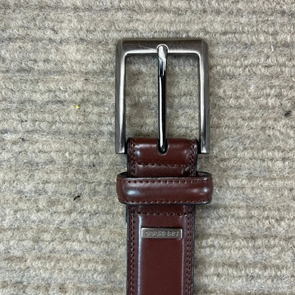 Dockers Mens Brown Leather Dress Belt Size L 38-40 11DP110032 Silver Buckle